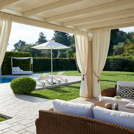 S & O Corfu Villa Dassia (Corfu)