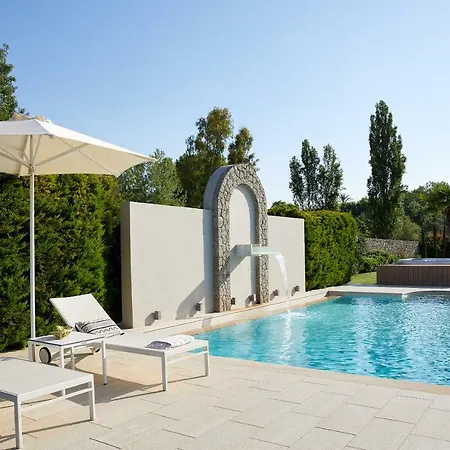 S & O Corfu * Δασιά