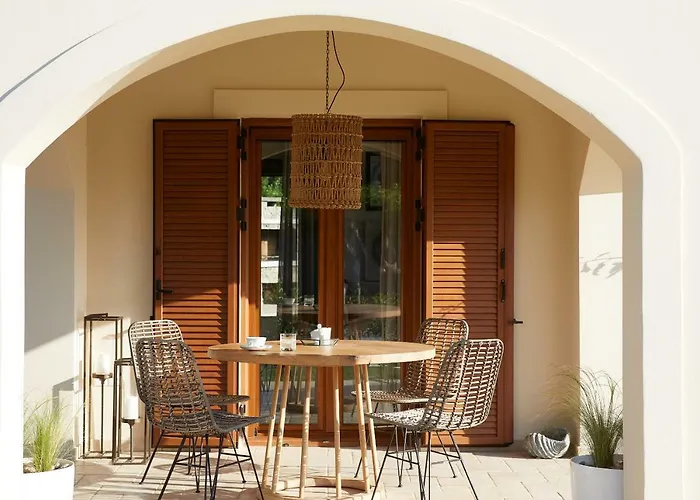 S & O Corfu